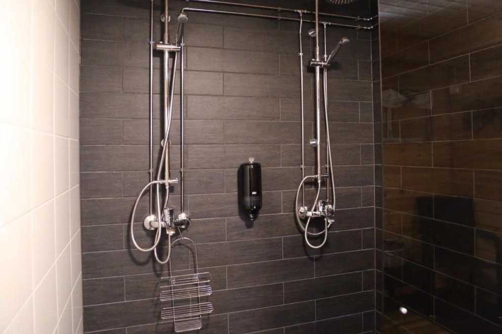 three bedroom apartment shower